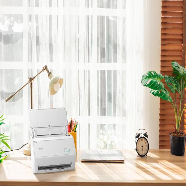 Iris-L-Home-1-White-1